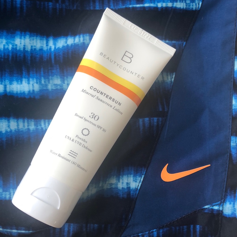 NEW - Beautycounter Mineral sunscreen lotion